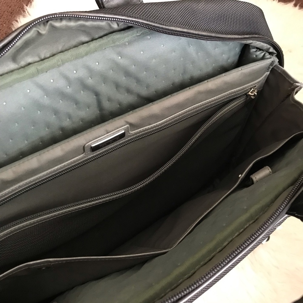 Tumi Satchel - Picture 8 of 8